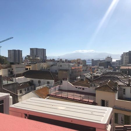 Moda Gibraltar - Central Location Ngoại thất bức ảnh